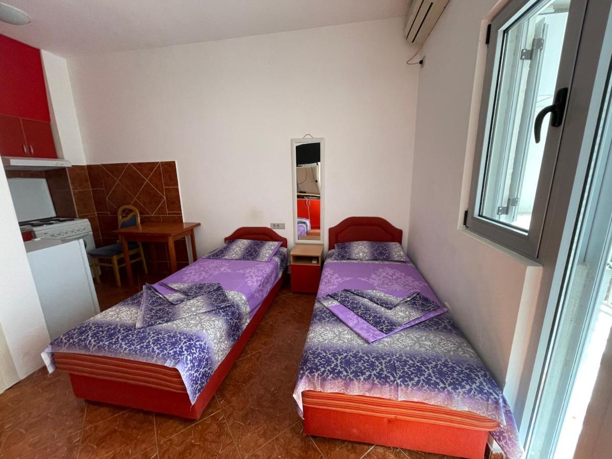 Apartments Zevs Budva Exterior photo