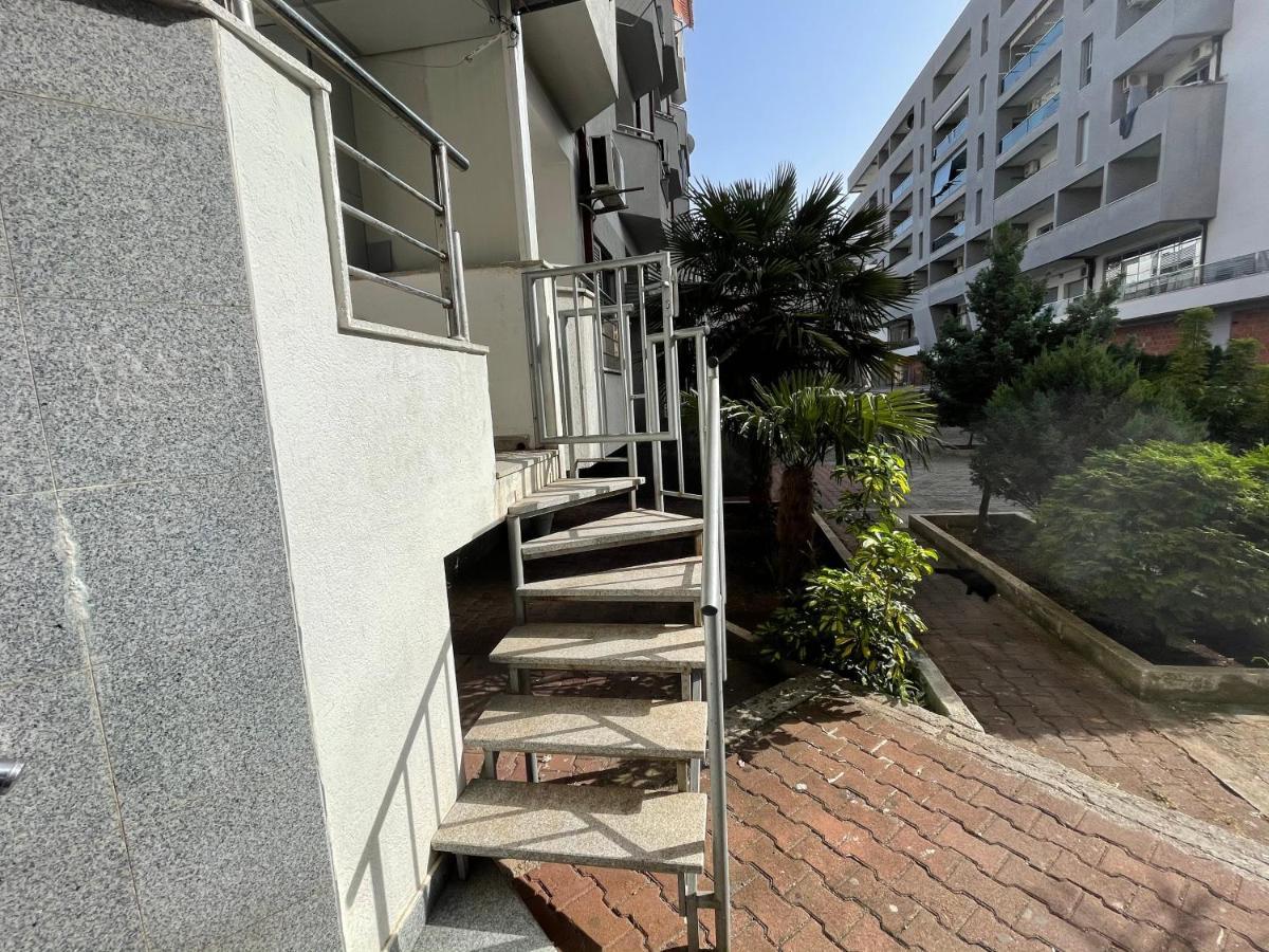Apartments Zevs Budva Exterior photo